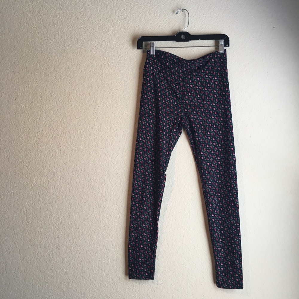 Lularoe navy printed legging